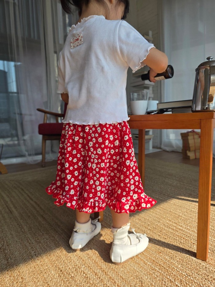 LINE_ALBUM_Color夏季_260331_26