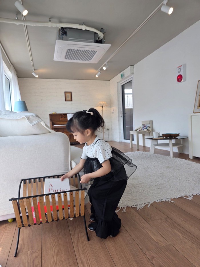 LINE_ALBUM_Color夏季_260331_66