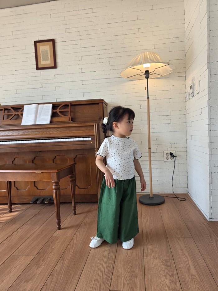 LINE_ALBUM_Color夏季_260331_12