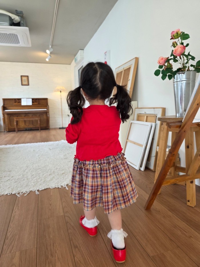 LINE_ALBUM_Color夏季_260331_6