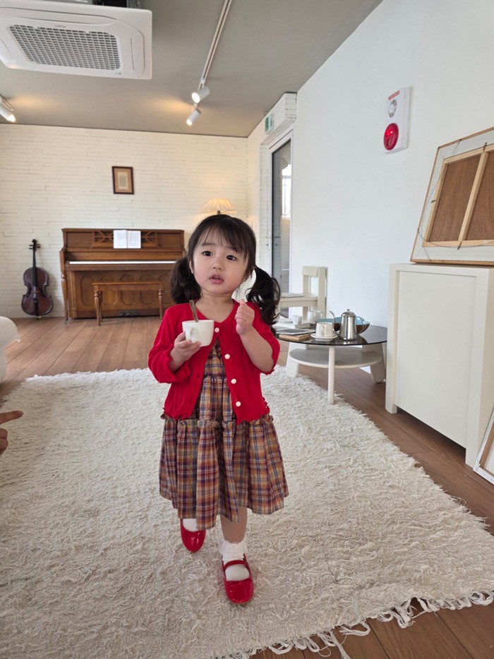 LINE_ALBUM_Color夏季_260331_112