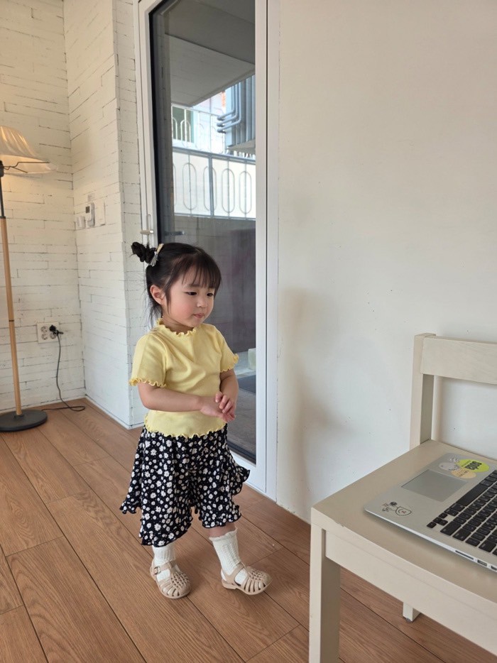 LINE_ALBUM_Color夏季_260331_24