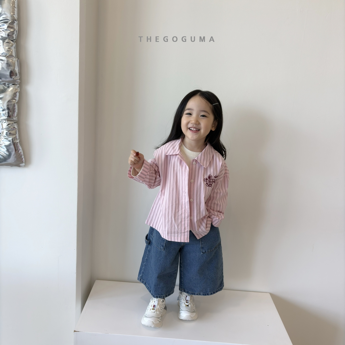 k04AoTwIwna