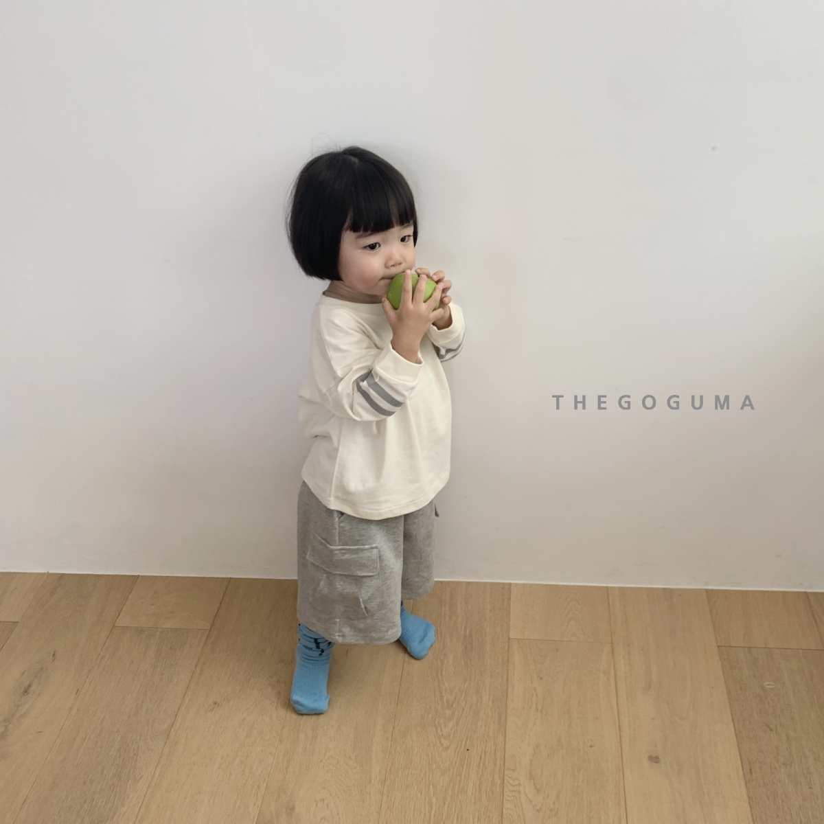 009AYUoDwna
