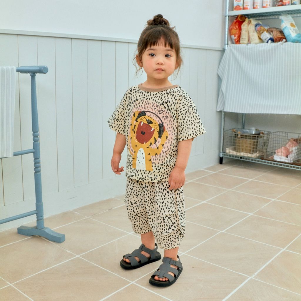 LINE_ALBUM_1st.blue夏_260310_221