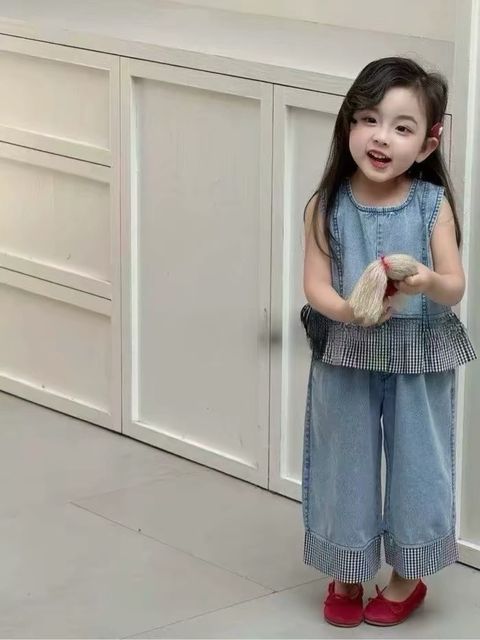 4A88E5BE-7EAA-45DA-89EA-B320635DC4B7