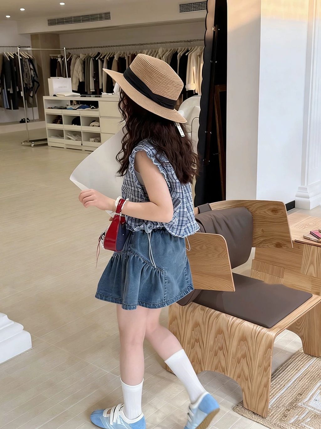 0F7D6786-47F2-4B60-AC13-E2397F420A84