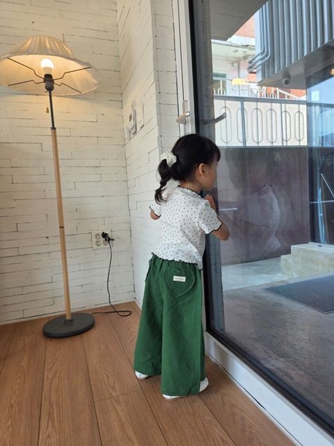 LINE_ALBUM_Color夏季_260331_13