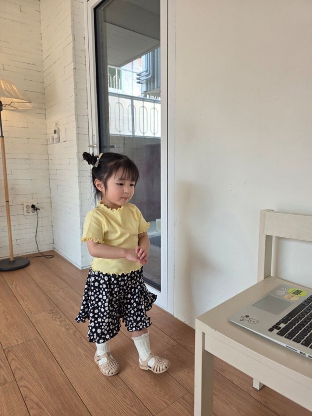 LINE_ALBUM_Color夏季_260331_24