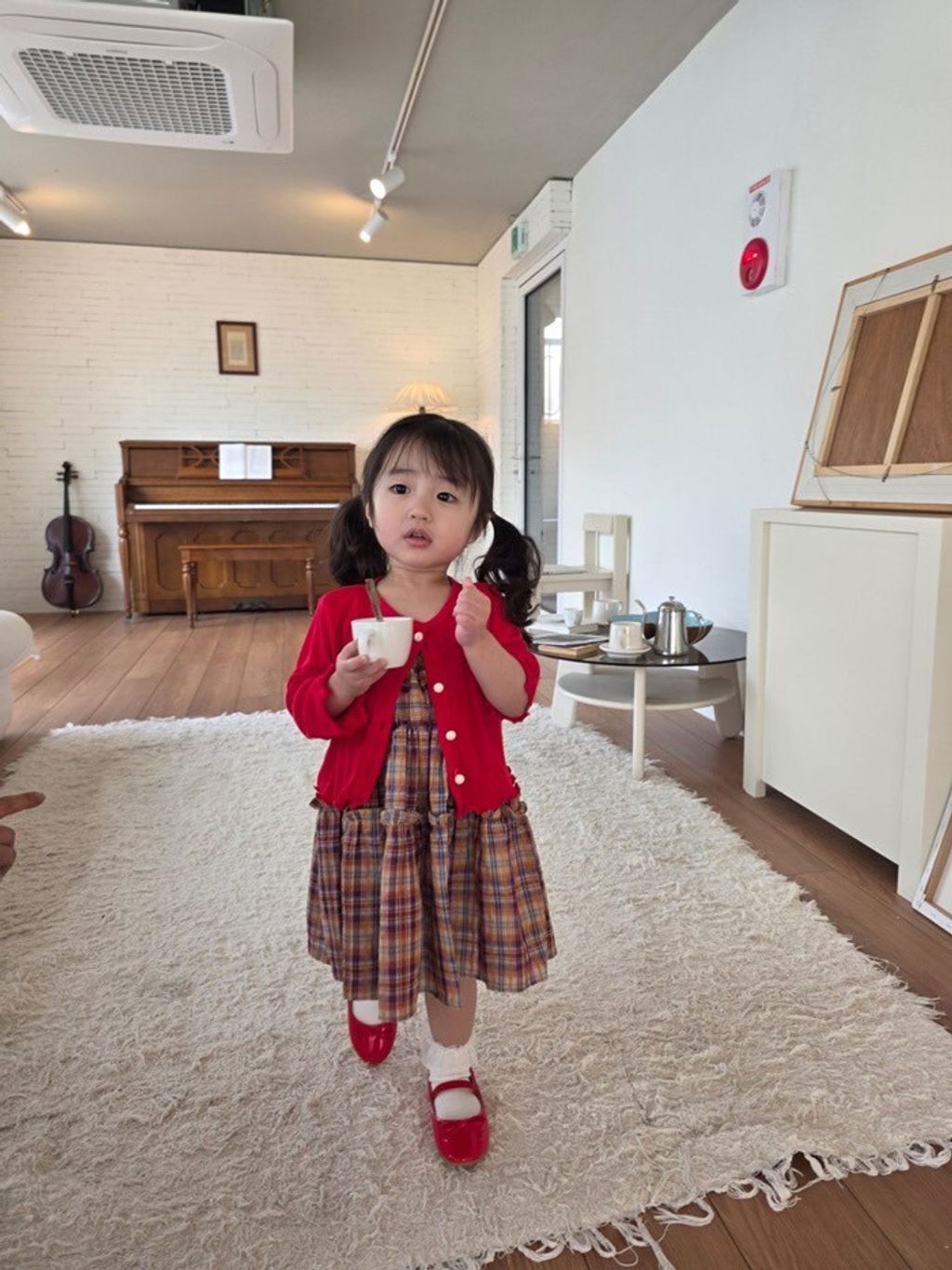 LINE_ALBUM_Color夏季_260331_113