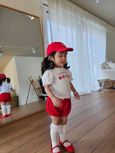 LINE_ALBUM_Color夏季_260331_88