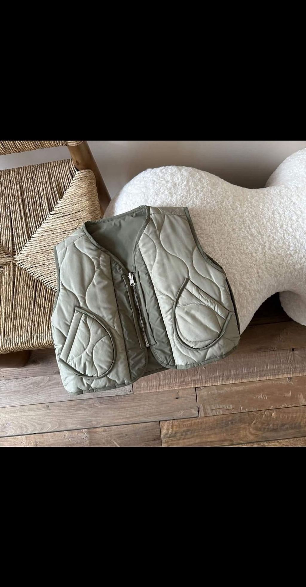 D5C2AFC4-5473-40C0-B67B-F4D90FCD8045