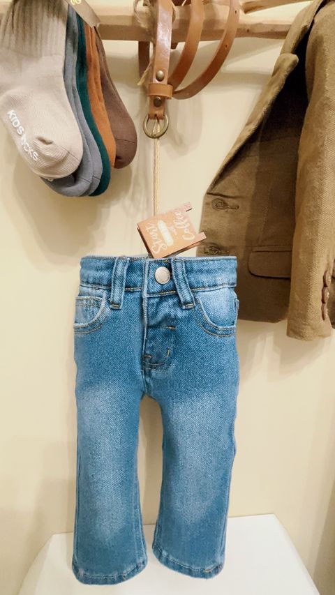 3D23AC7A-F9CB-46AF-8683-C6EB3F50CEBC