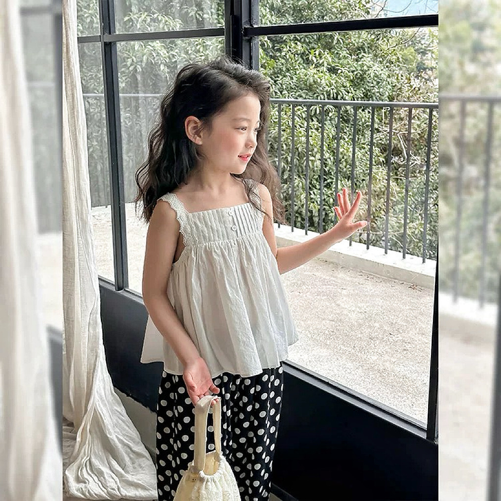 EC11396E-D0EC-4639-9079-5880F62D1744