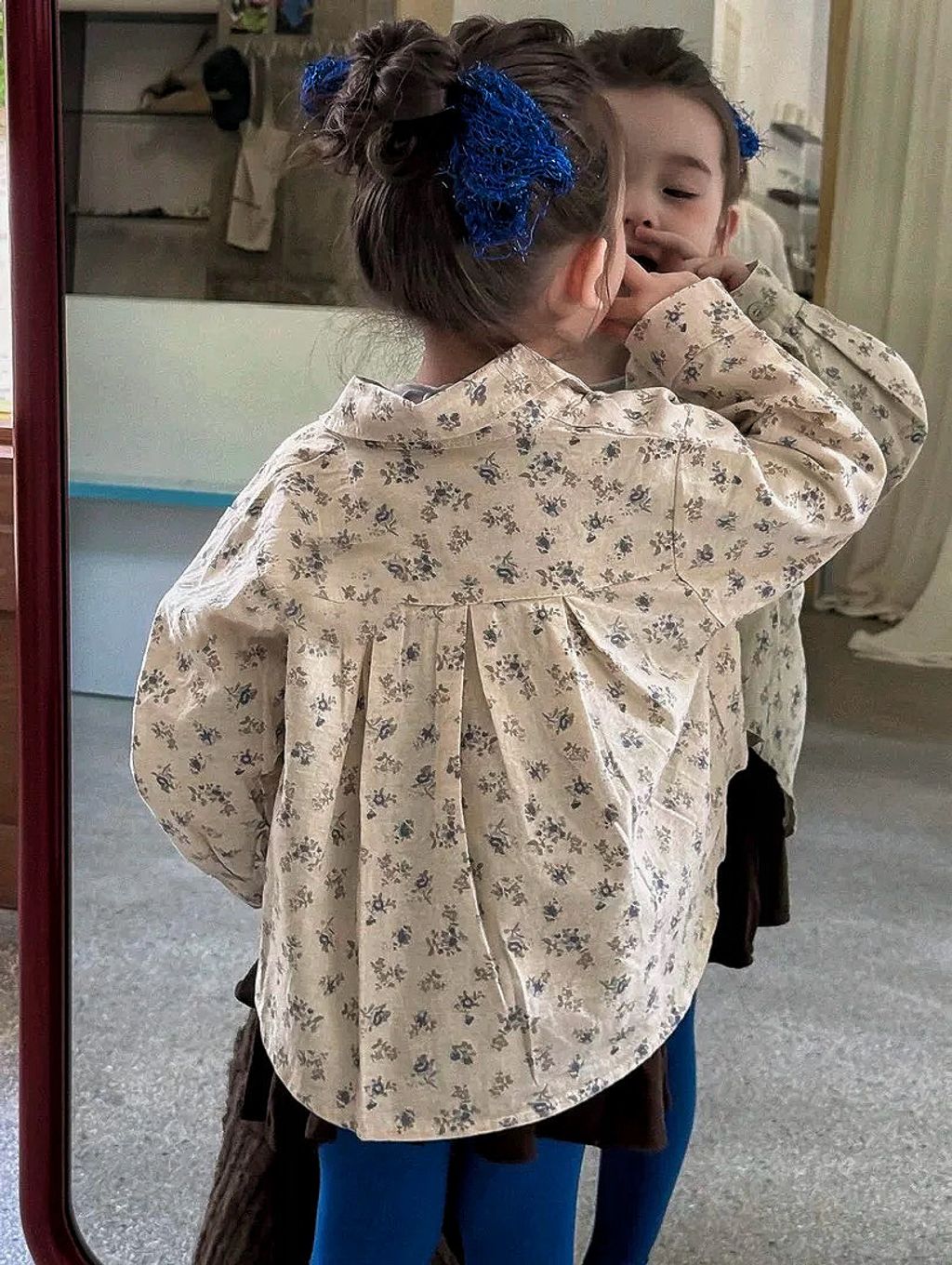 EFCE7E2A-0ECD-49F7-B9EF-258533511ECD