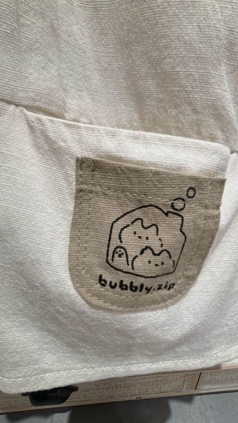 7E04DAB7-F6E7-4756-BFA6-BEDC53EAE4B7