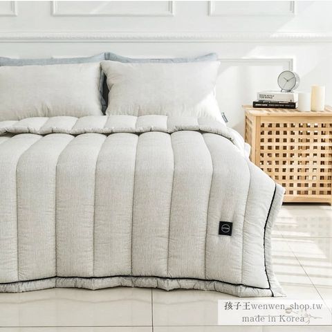 3E56A596-2780-459B-B043-805116C411C9