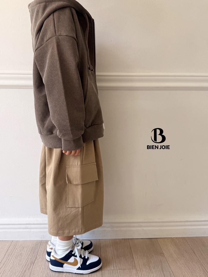 imgi_11_BENJ5DRX5082018_117G