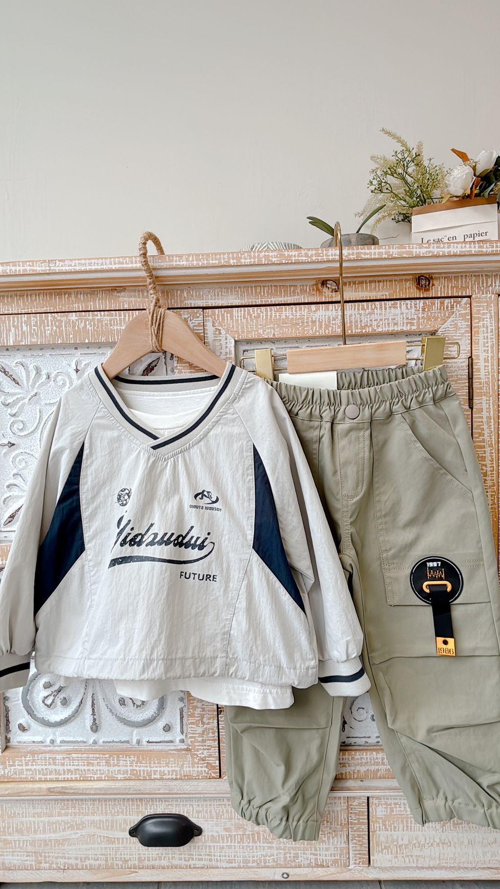 D637B9A5-FE70-4DF3-A9D1-AC9E1D1B5E85