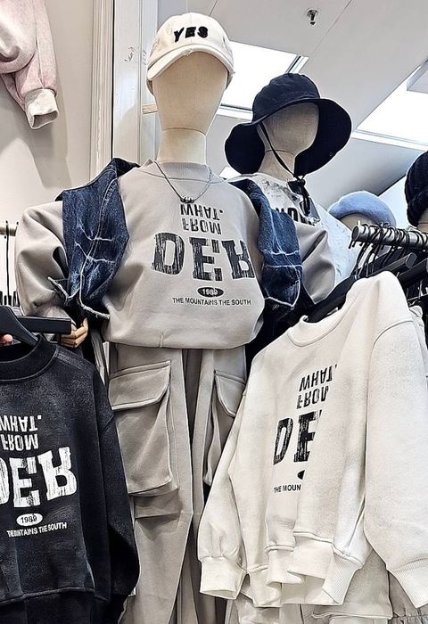 835CC435-6059-4162-B5C3-8F8B886A1194