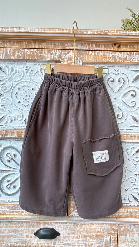 639BC48E-CB09-4938-BDE5-1C79B9B541BE