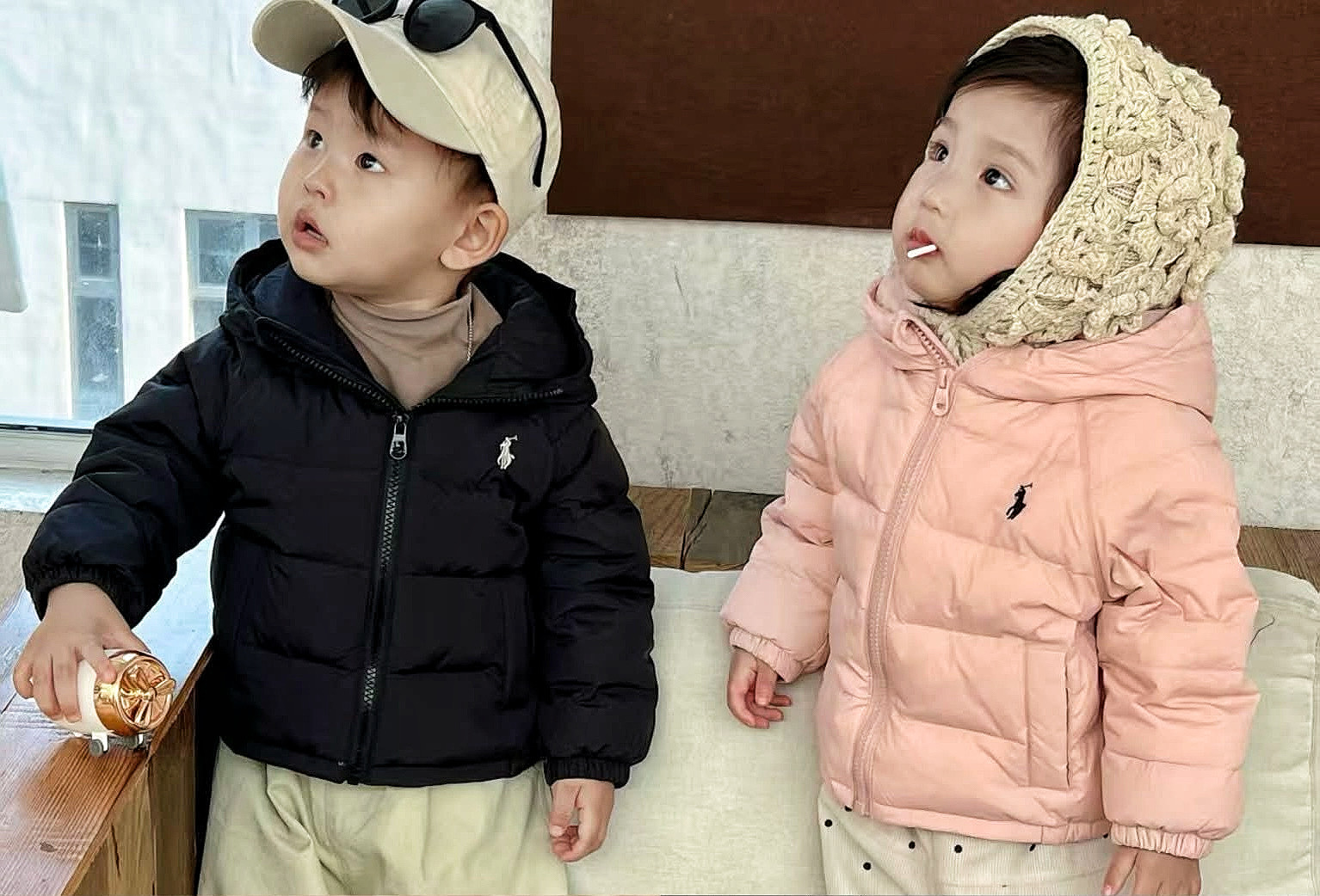 76EB0493-0F3E-408D-AAA7-1D61B93F1D7B