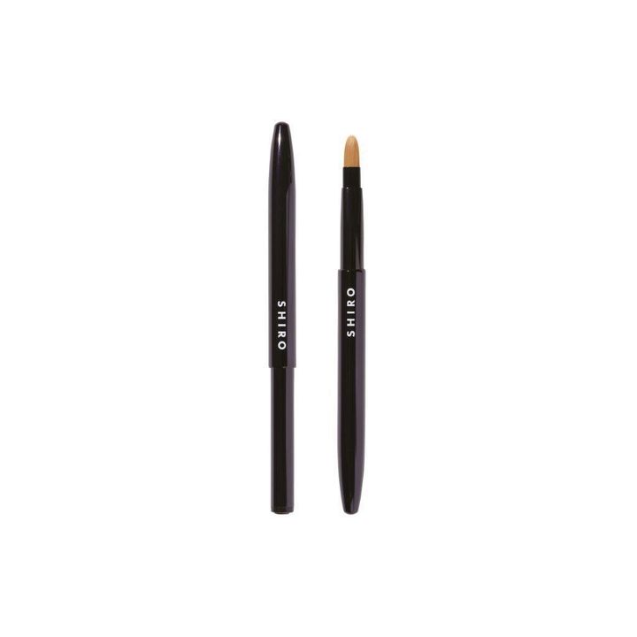 LIP_BRUSH