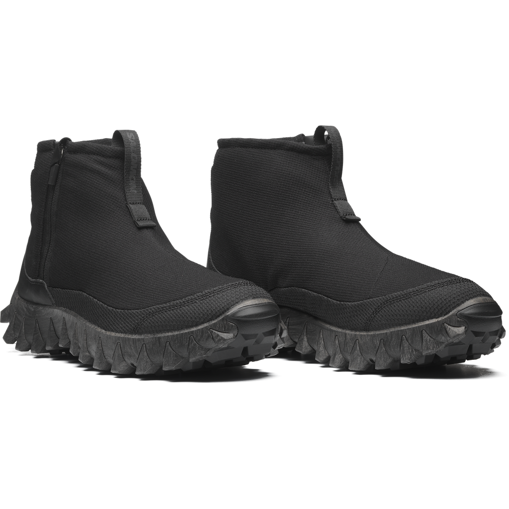 L47517500_11_GHO_SNOWCLOGMID_Black_Black_Black
