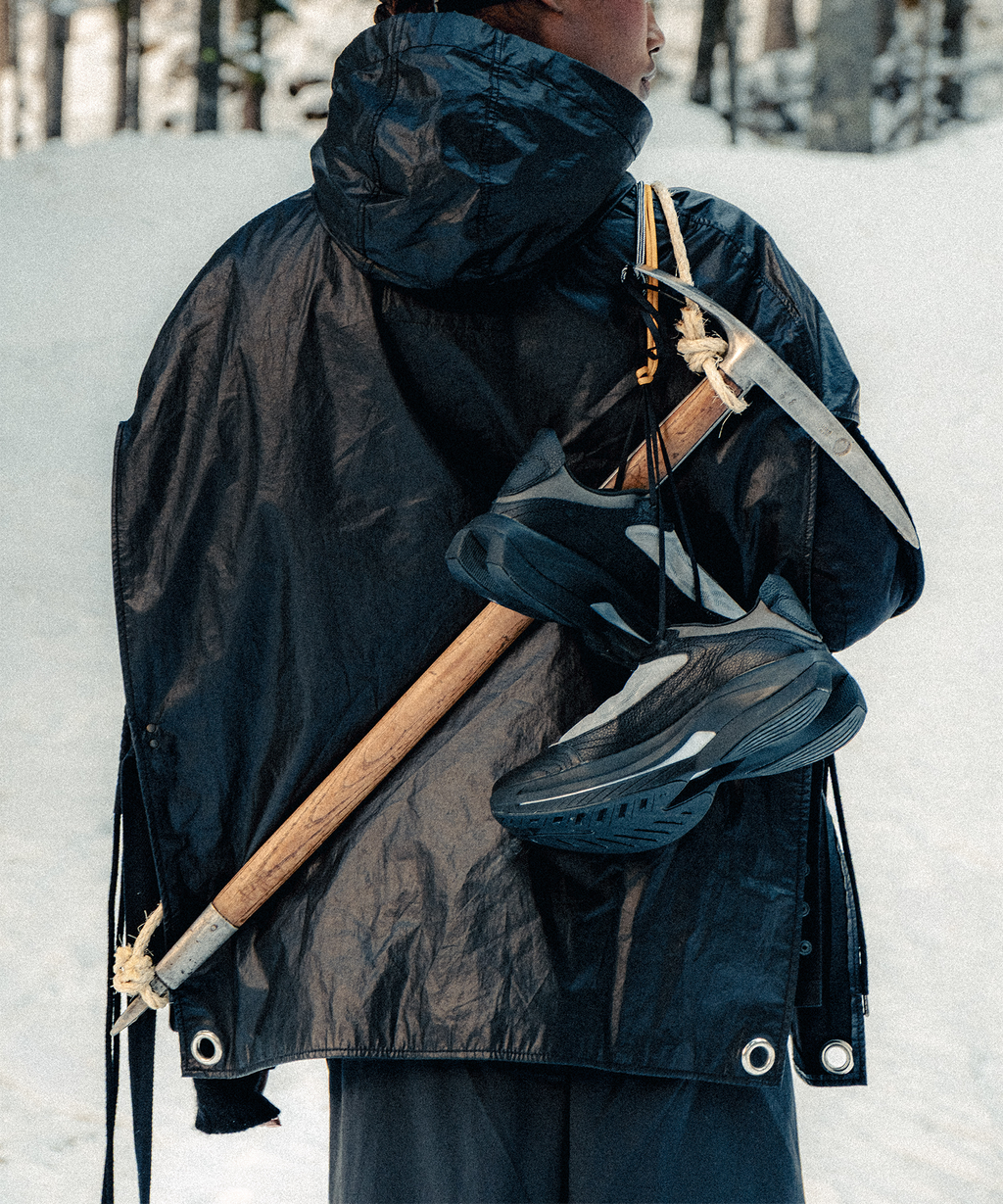 L49231800_A1_AMB_NEUVAADVANCEDBLACK