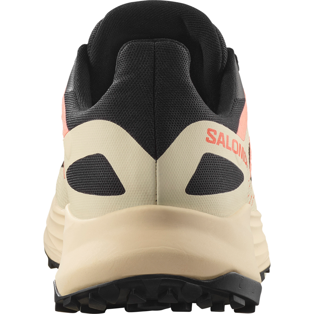 L47808400_6_GHO_ULTRAFLOWWBlack_TenderPeach_FusionCoral