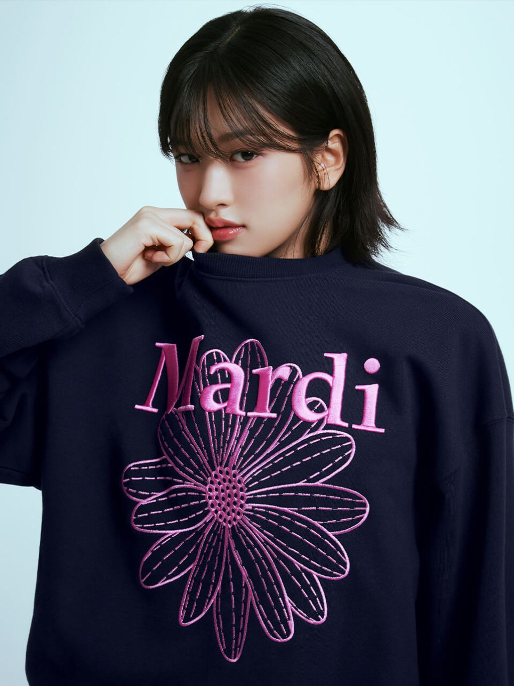 MARDI-MERCREDI-Sweatshirt-Flowermardi-Needlework-navy-fuchsia