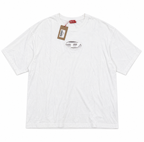 16421831_diesel_tshirt_ai_arranged