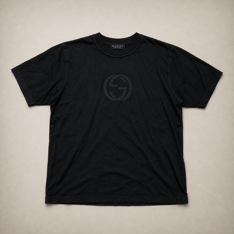 004_16579719_gucci_logo_blk_t_shirt_ai_vintage_gray_native