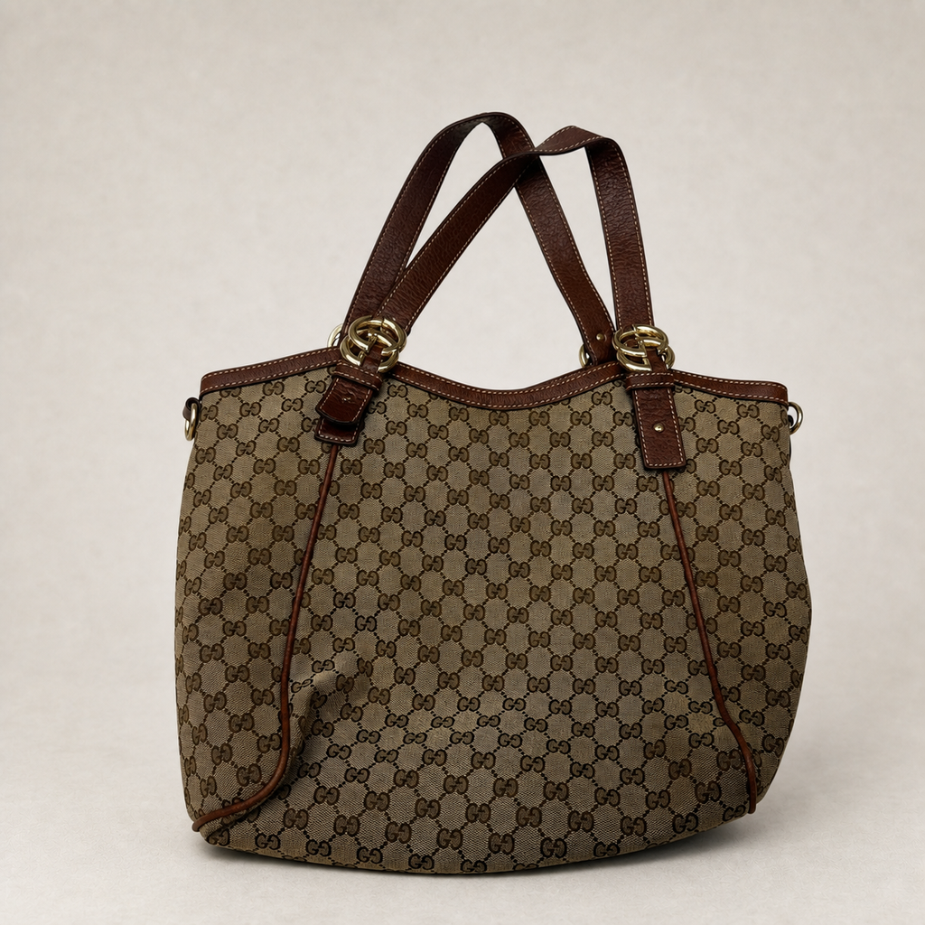 008_16594436_gucci_logo_shoulder_handbag_chocolate_ai_lightbg