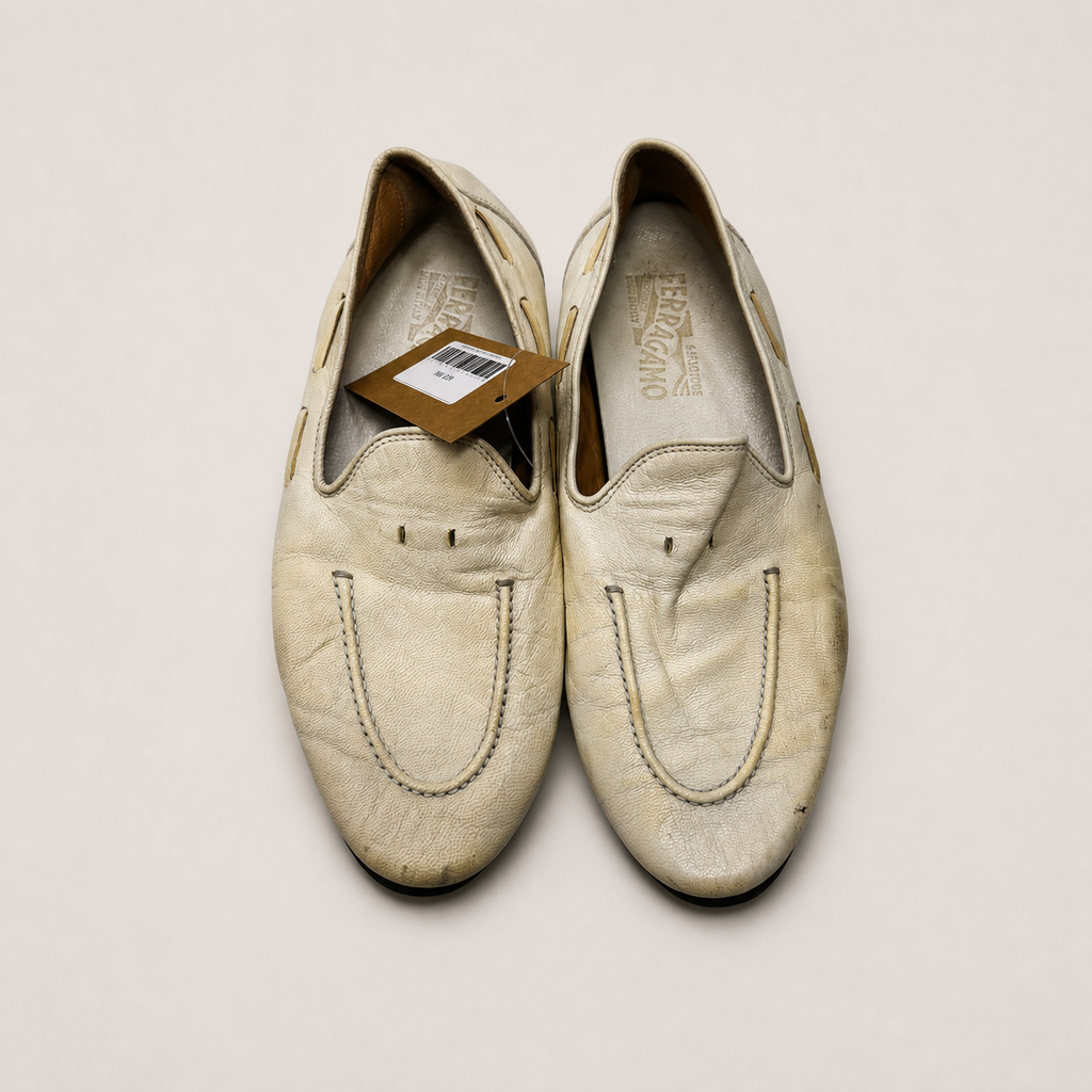 002_16594482_ferragamo_white_leather_shoe_ai_lightbg