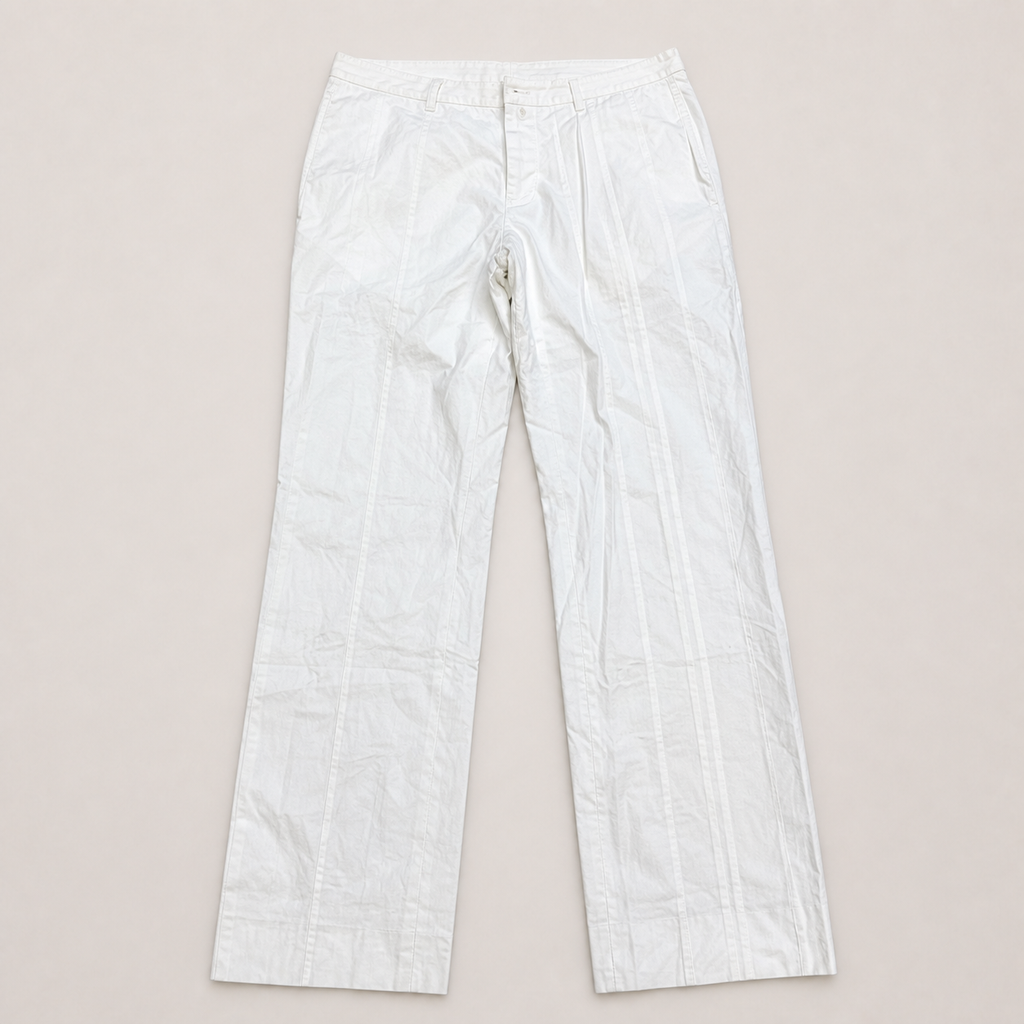 004_16594469_jil_sander_white_long_pants_ai_lightbg