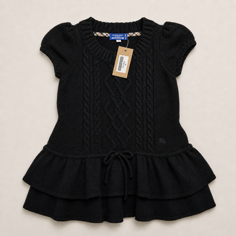 027_16595952_burberry_knitted_top_black_ai_lightbg