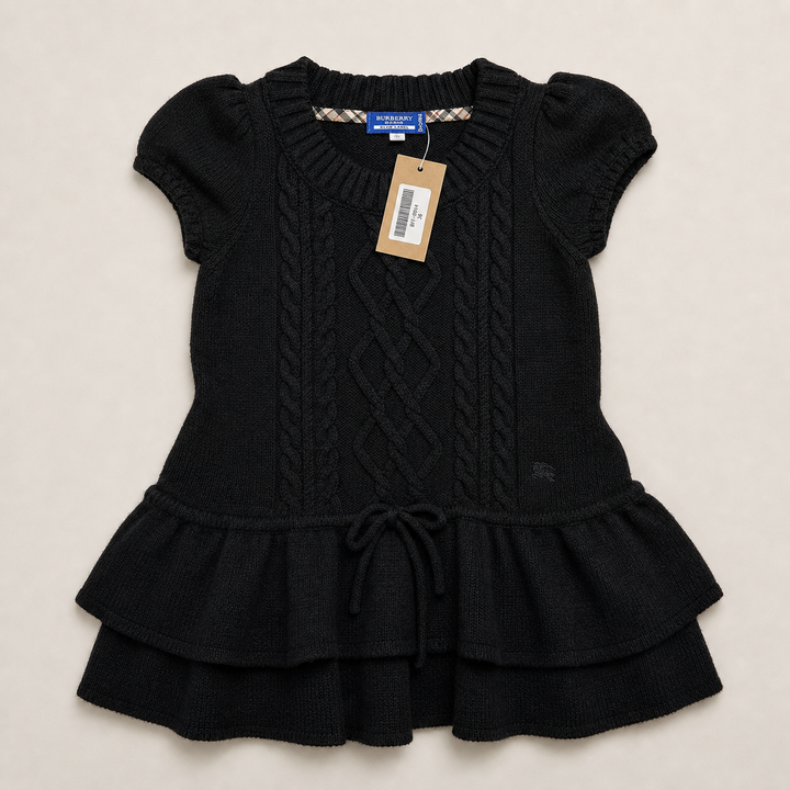 027_16595952_burberry_knitted_top_black_ai_lightbg