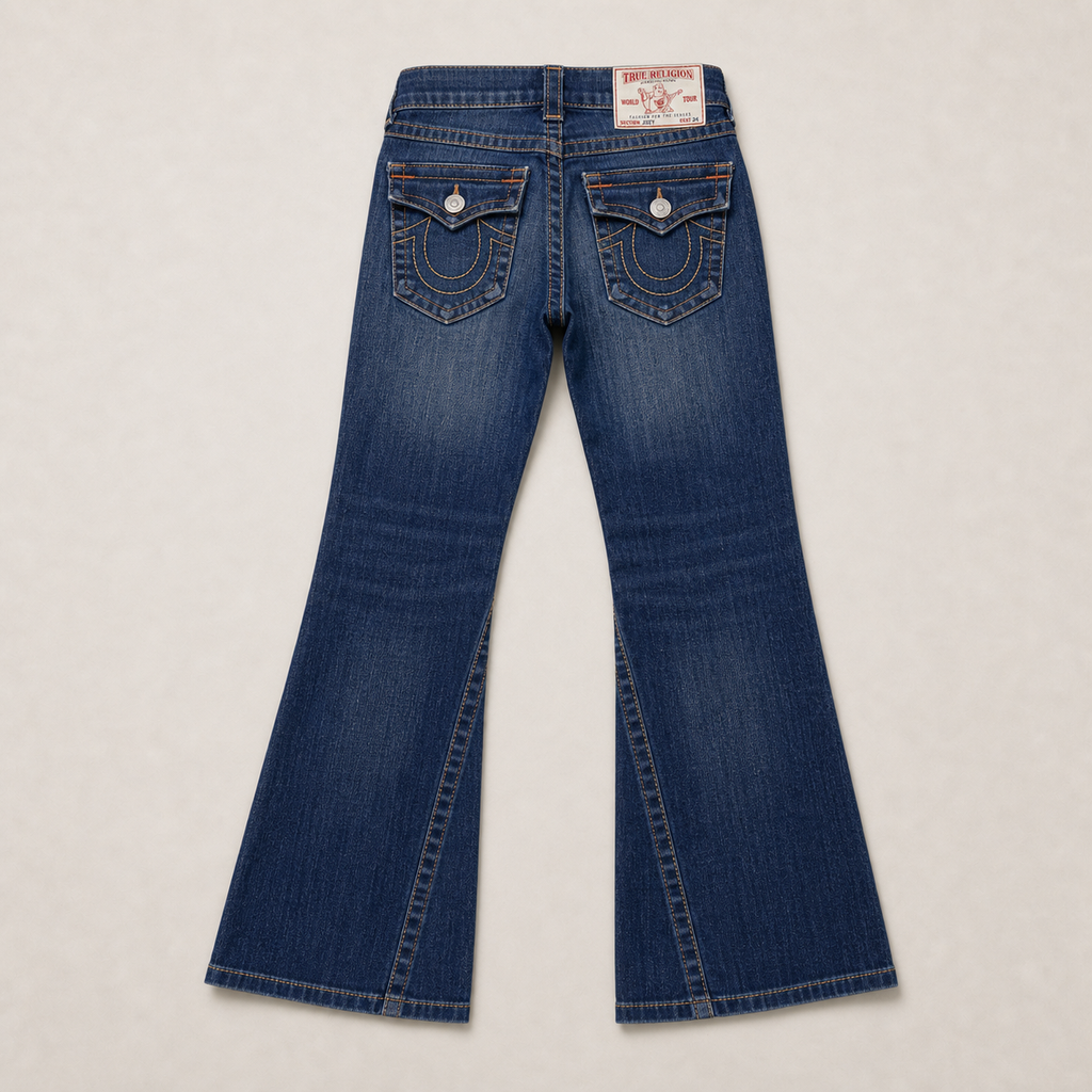 003_16622637_true_religion_bootcut_jeans_24_ai_lightbg