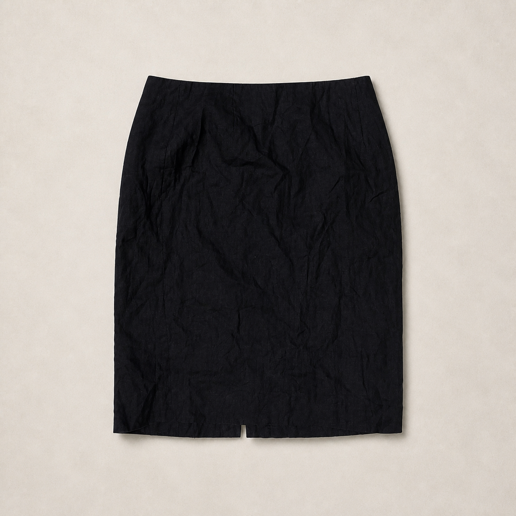 006_16622632_fendi_blk_skirt_ai_lightbg