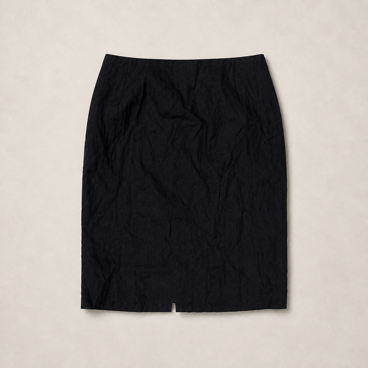 006_16622632_fendi_blk_skirt_ai_lightbg