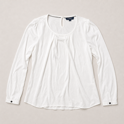 011_16622627_burberry_london_1_wht_long_sleeve_ai_lightbg