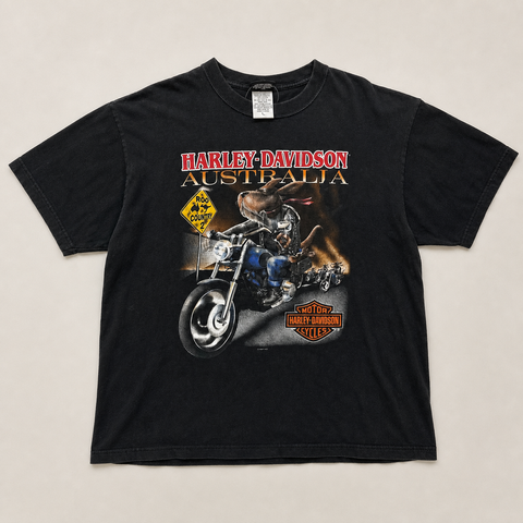 002_16640461_harley_davidson_australia_90_s_dog_graphic_tee_ai_lightbg