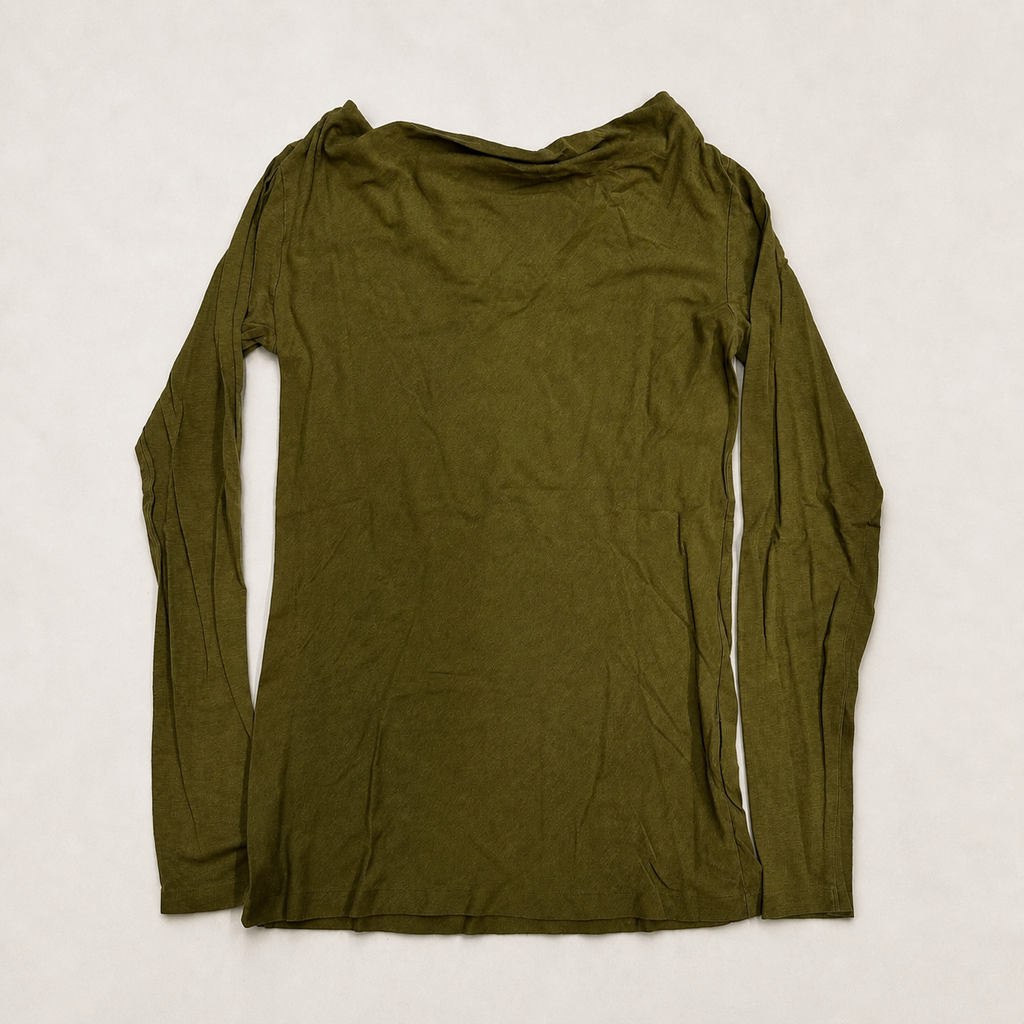 023_16640412_ralph_lauren_sport_olive_l_s_tee_ai_lightbg
