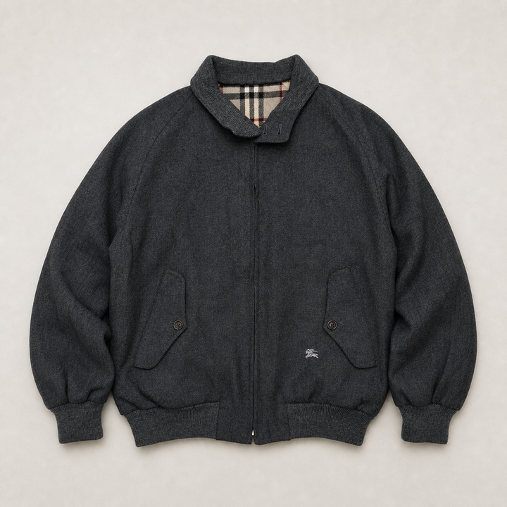 026_16640408_burberry_wool_zip_up_jacket_w_nova_check_lining_made_in_england_ai_lightbg