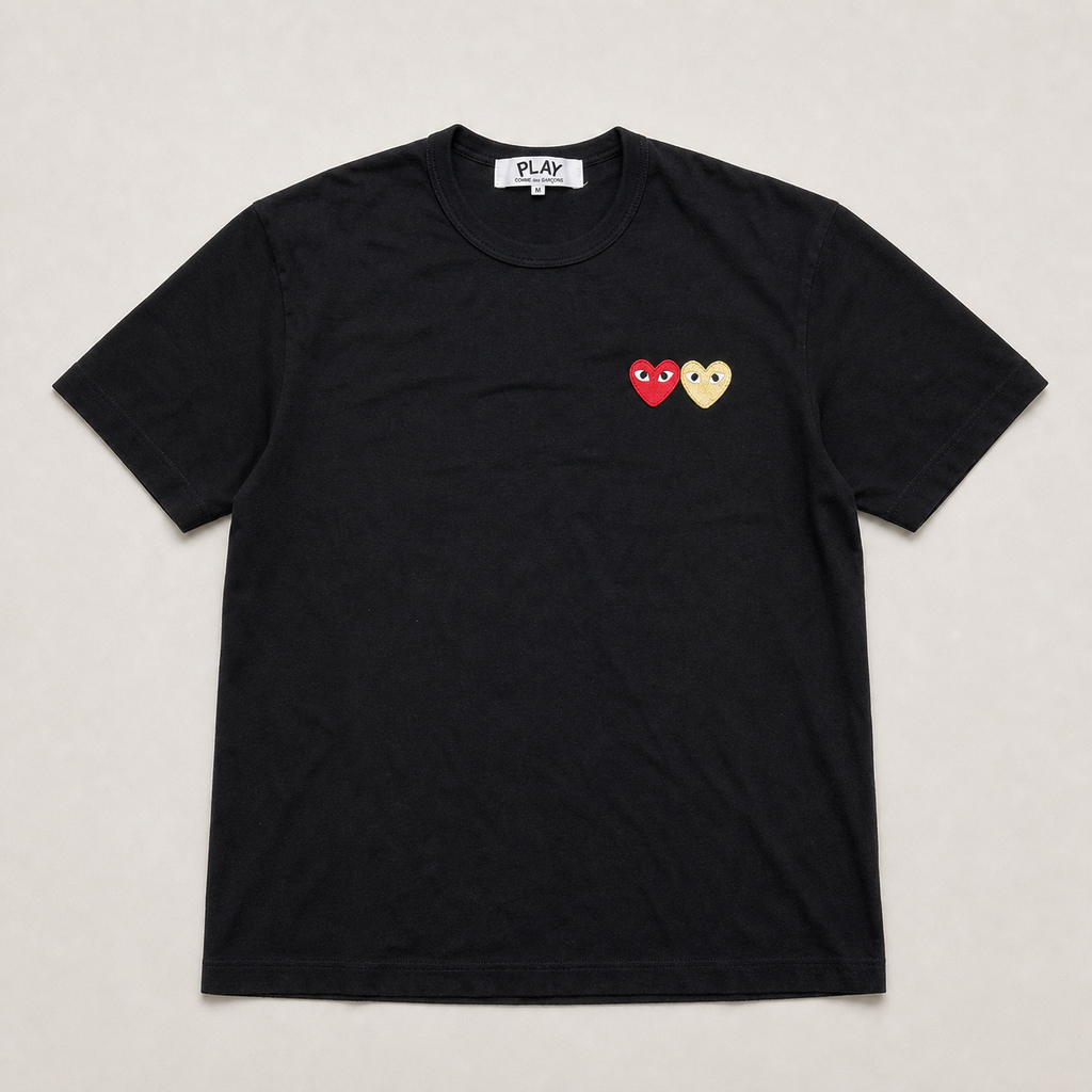 043_16639245_comme_des_garcons_play_double_hearts_black_tee_ai_lightbg