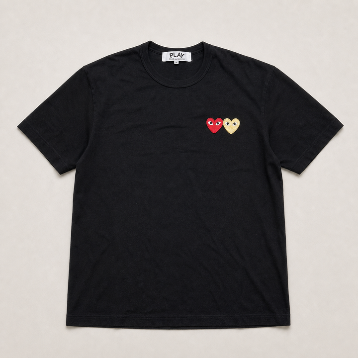 043_16639245_comme_des_garcons_play_double_hearts_black_tee_ai_lightbg
