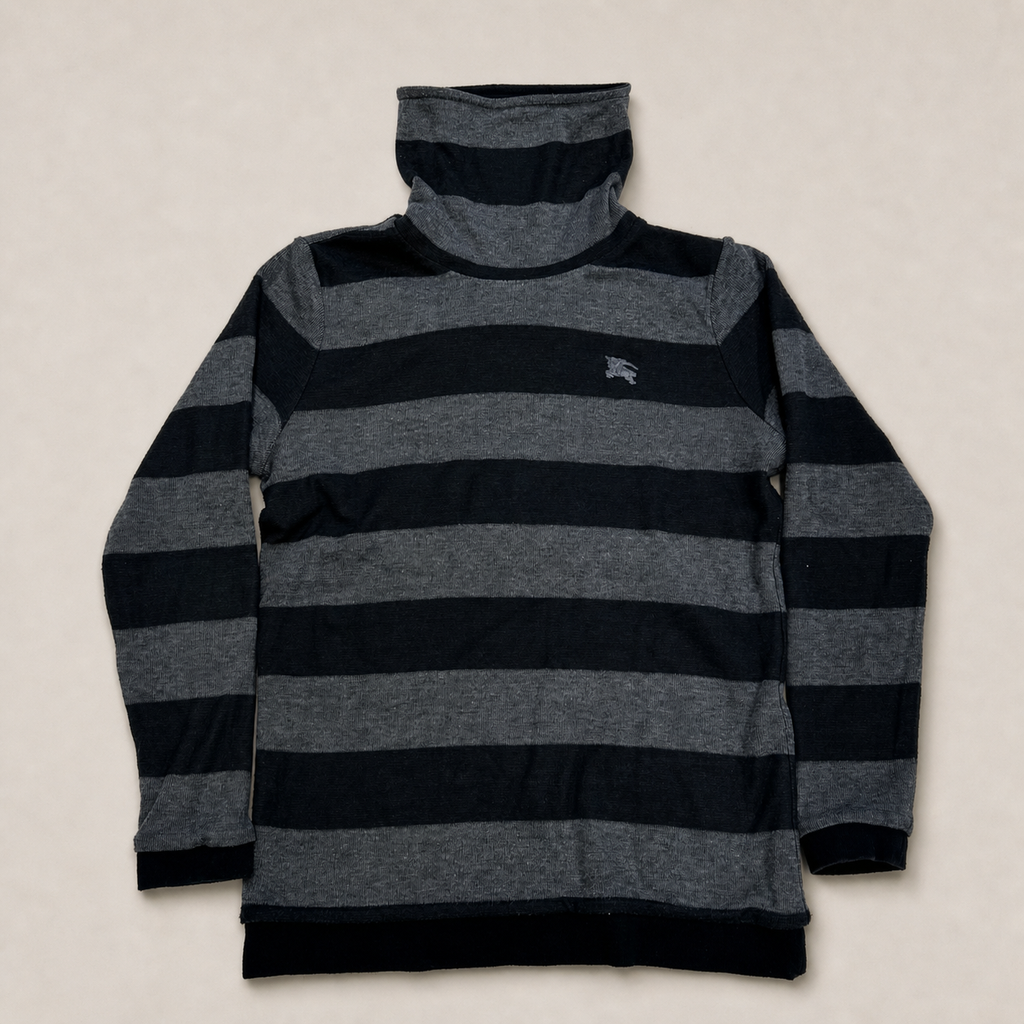 012_16664955_burberry_turtle_neck_ai_lightbg