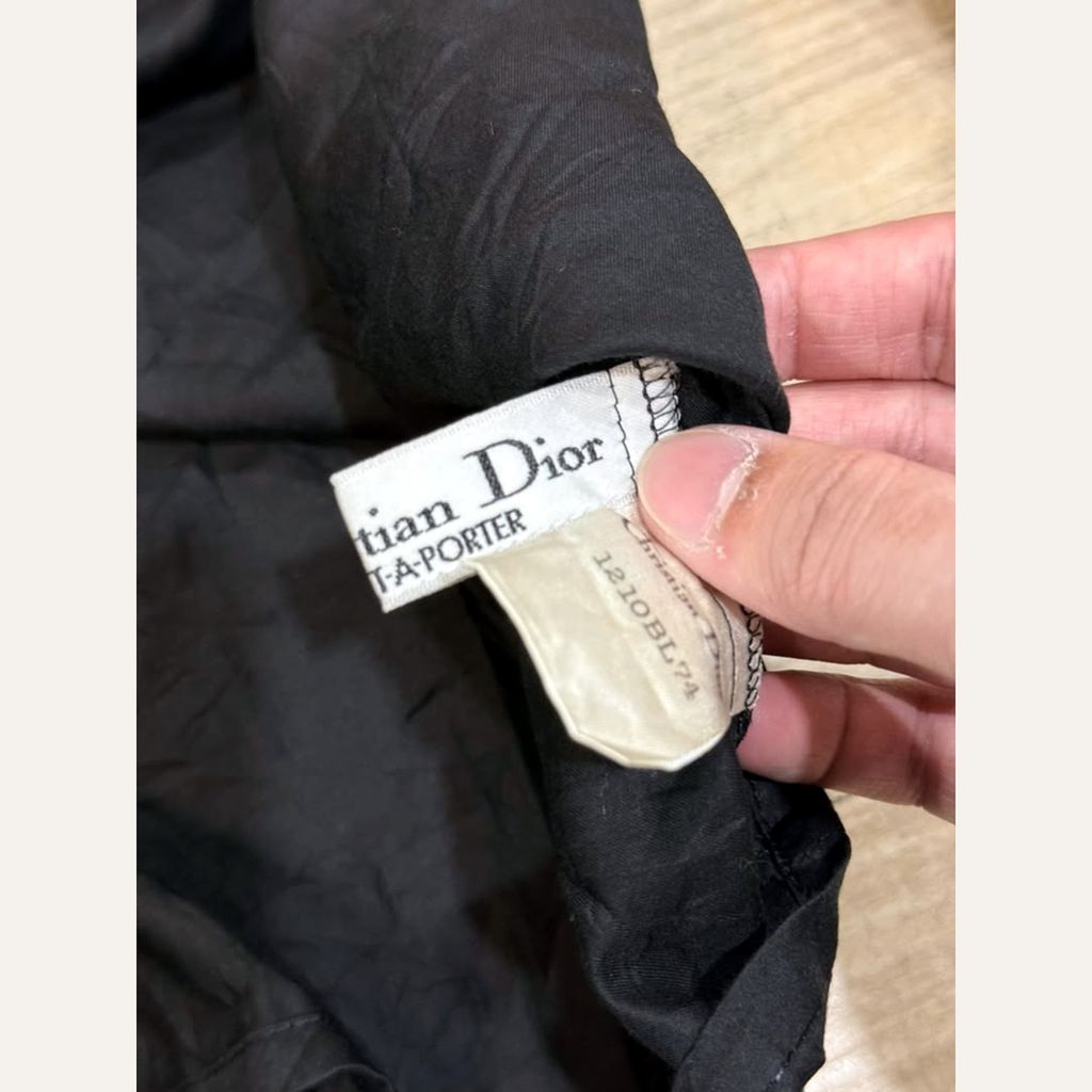 06_2NDB0708006_christian_dior_black_long_sleeve_shirt_label_clean