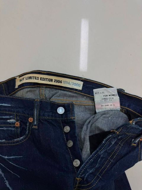 2NDS0709005_02_label_levis_501_limited_edition_2004_blue_jeans_w27_l31
